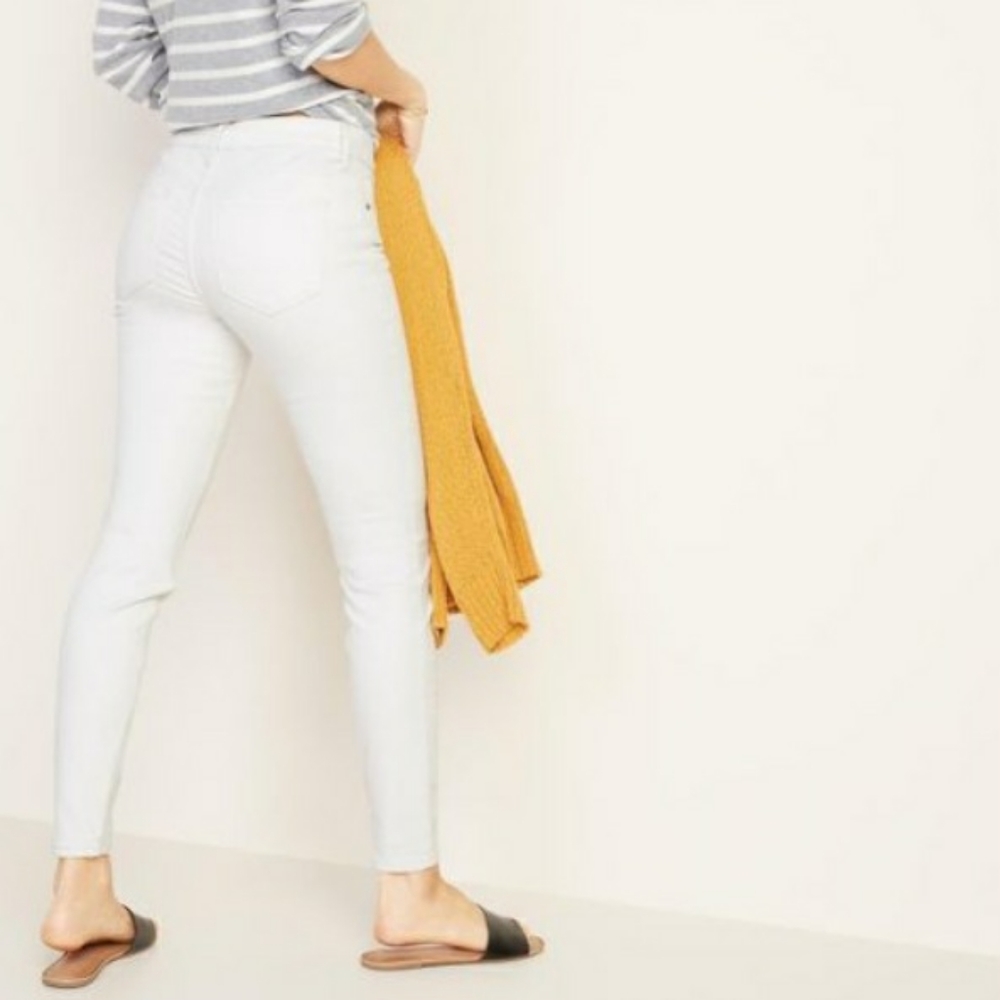 Mid Rise Rockstar Jeans - Picture 5 of 5
